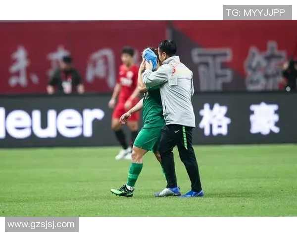 国安与上港点球大战激战正酣谁能笑到最后夺得荣誉桂冠