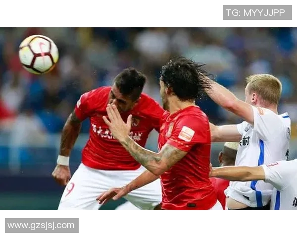 天津队与恒大队激战正酣比分揭晓引发球迷热议 天津队与恒大队激战正酣比分揭晓引发球迷热议