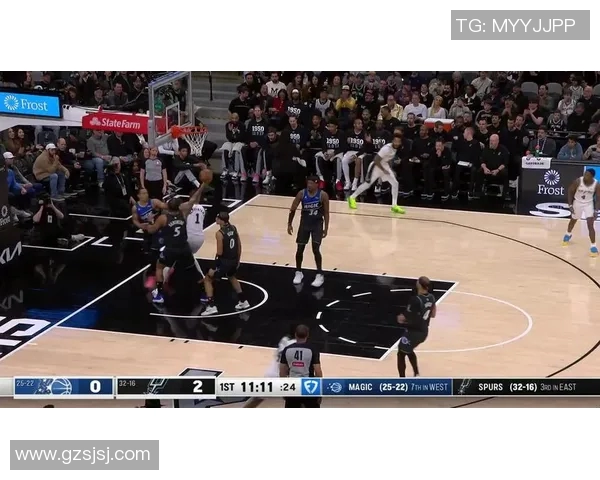 文班亚马首场比赛表现亮眼五次盖帽并成功隔扣字母哥引发热烈讨论