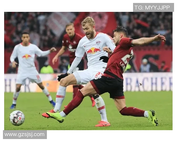 曼彻斯特联对阵莱比锡红牛比赛结果揭晓精彩瞬间回顾