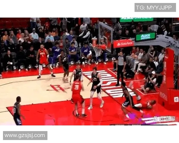 爵士与火箭季后赛首战精彩回顾与战术分析 爵士与火箭季后赛首战精彩回顾与战术分析