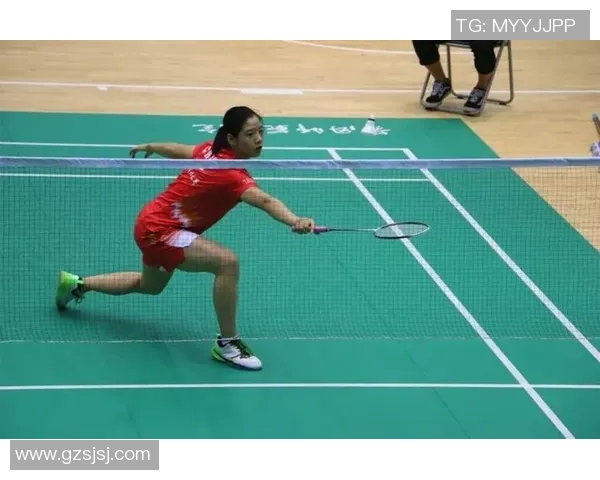 重庆羽毛球队包夹战术解析与实战应用探讨