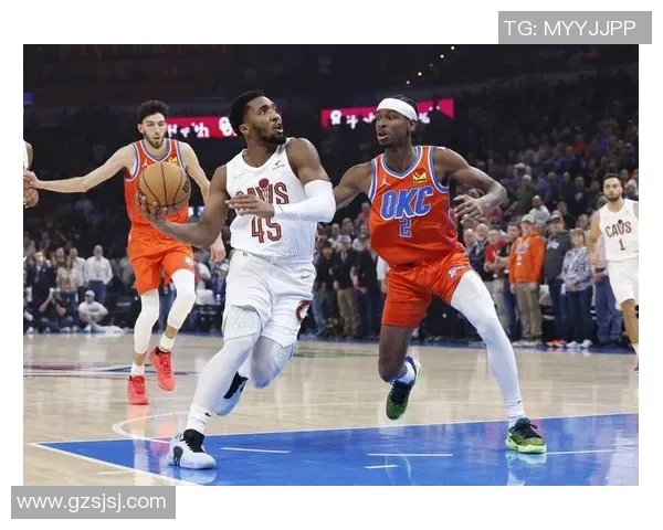 骑士与雷霆精彩对决回顾NBA录像全程重温赛场激情与精彩瞬间