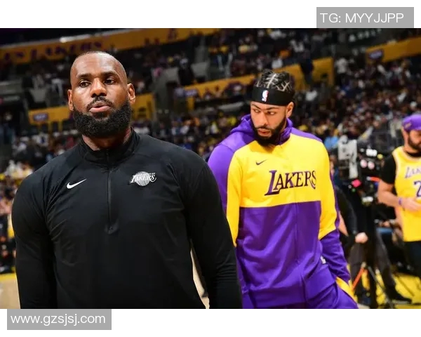 2009年湖人与太阳的经典对决回顾与精彩瞬间分析