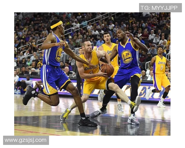 2018季前赛湖人与勇士的精彩对决回顾与分析 2018季前赛湖人与勇士的精彩对决回顾与分析